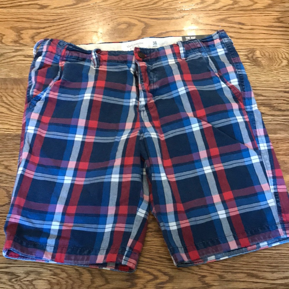 NWT Men’s Abercrombie & Fitch Cargo Shorts